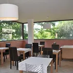 Hotel Belmonte *